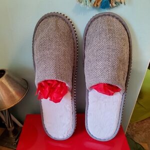 MBS Room Slippers One Sizw